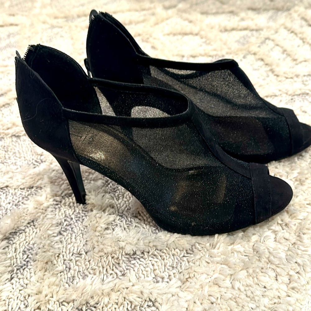 Beautiful Mesh Peep Toe booties